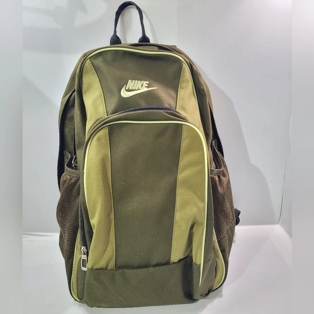 grey nike mesh backpack Nike Brasilia Mesh Backpack School Gym Travel Bag BA6050-026 Gray Large